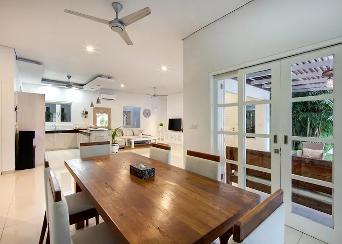 3Br Villa Shree Canggu Beach - Parking, Wifi & Pool